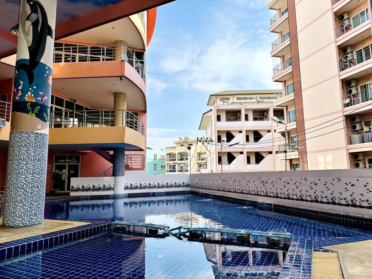 Aparthotel Wisdom Burg Bangsaen, Pool, Gym Ban Rong Khoei Exterior foto