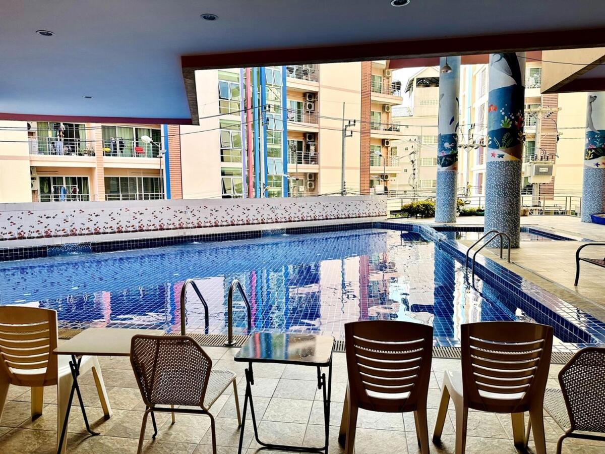 Aparthotel Wisdom Burg Bangsaen, Pool, Gym Ban Rong Khoei Exterior foto