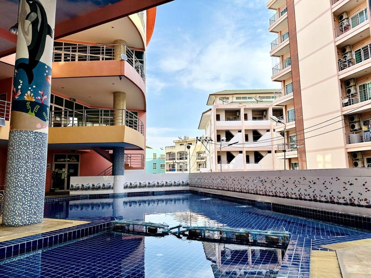 Aparthotel Wisdom Burg Bangsaen, Pool, Gym Ban Rong Khoei Exterior foto