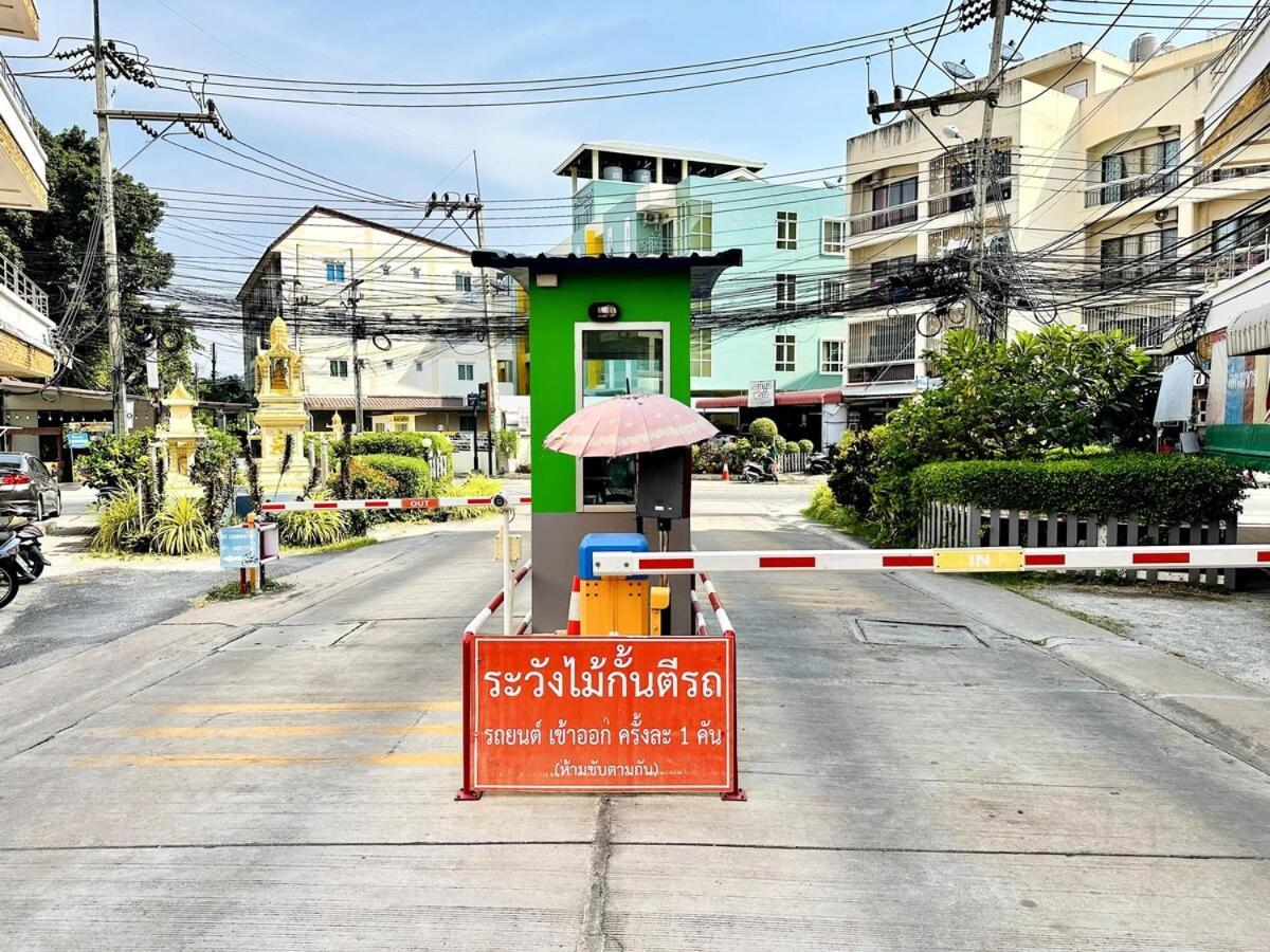 Aparthotel Wisdom Burg Bangsaen, Pool, Gym Ban Rong Khoei Exterior foto